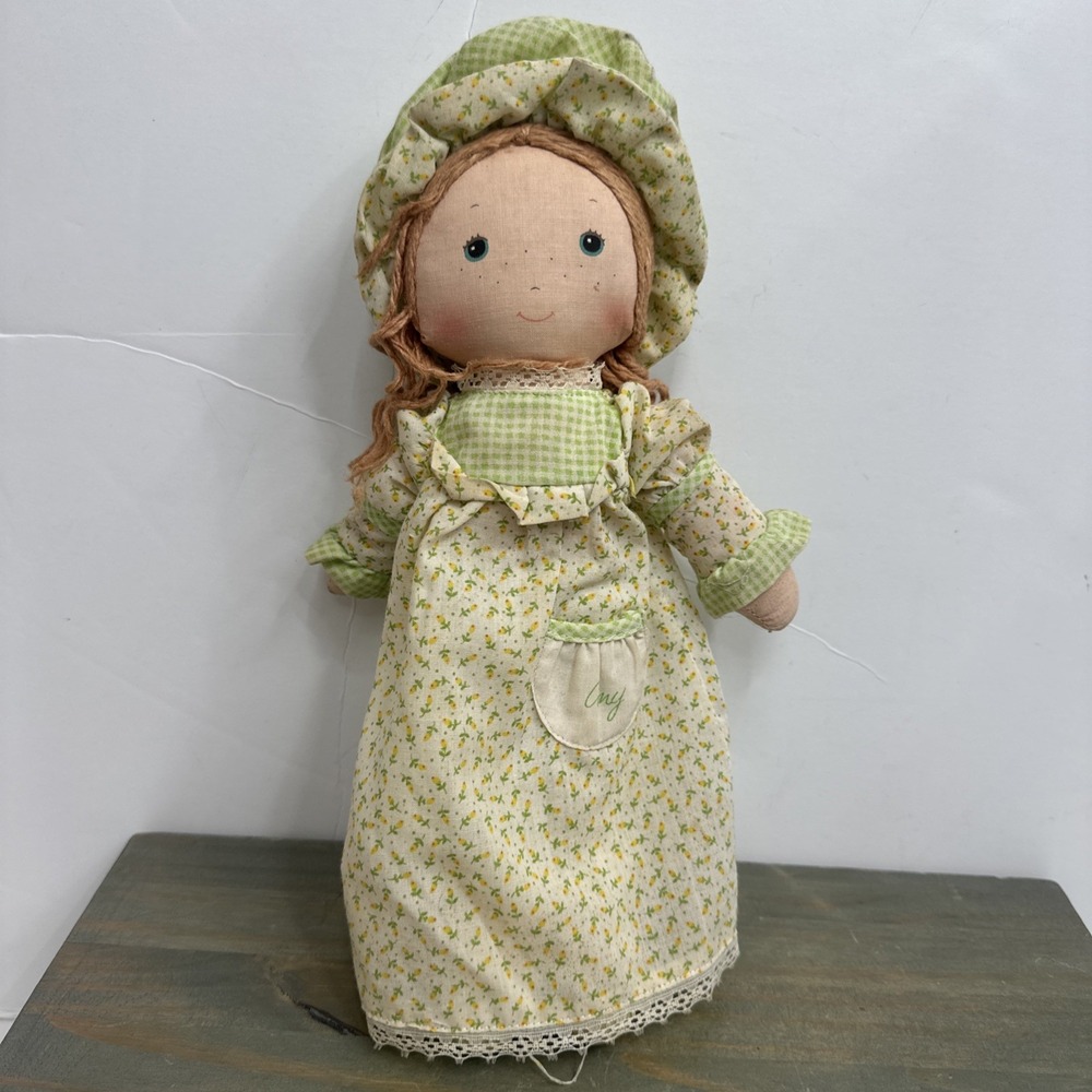 Vintage Knickerbocker Holly Hobbie's Friend Amy Stuffed Doll Green Dress
